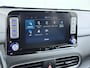 Hyundai Kona Electric EV 64kWh 204pk Premium Warmtepomp Leer Head-Up Display Apple Carplay Android Navi Camera Elektr.Stoelen+Verwarmd+Ventilatie Adaptive Cruise/Stop&Go Led Keyless DAB+ Verwarmd Stuur Pdc Subwoofer Bluetooth Dodehoek detector Privacy Glas Rijstrooksensor Origineel Nederlandse EV