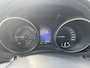 Toyota Auris 1.8 Hybrid Dynamic / Panoramadak / Cruise Control / Electronic Climate Control / Navigatie / Bluetooth / Lichtmetalen Velgen 16" / Achteruitrij Camera /