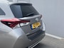 Toyota Auris 1.8 Hybrid Dynamic / Panoramadak / Cruise Control / Electronic Climate Control / Navigatie / Bluetooth / Lichtmetalen Velgen 16" / Achteruitrij Camera /