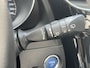 Toyota Auris 1.8 Hybrid Dynamic / Panoramadak / Cruise Control / Electronic Climate Control / Navigatie / Bluetooth / Lichtmetalen Velgen 16" / Achteruitrij Camera /