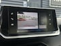 Peugeot 2008 1.2 PureTech Active Pack | Trekhaak | Navigatie | Climate Control | Cruise Control | Navigatie | Lichtmetalen velgen met Allseason banden | DAB | Apple Carplay/Android Auto |