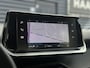 Peugeot 2008 1.2 PureTech Active Pack | Trekhaak | Navigatie | Climate Control | Cruise Control | Navigatie | Lichtmetalen velgen met Allseason banden | DAB | Apple Carplay/Android Auto |