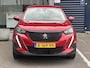 Peugeot 2008 1.2 PureTech Active Pack | Trekhaak | Navigatie | Climate Control | Cruise Control | Navigatie | Lichtmetalen velgen met Allseason banden | DAB | Apple Carplay/Android Auto |