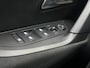 Peugeot 2008 1.2 PureTech Active Pack | Trekhaak | Navigatie | Climate Control | Cruise Control | Navigatie | Lichtmetalen velgen met Allseason banden | DAB | Apple Carplay/Android Auto |