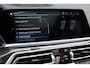 BMW X5 xDrive45e M-Sport High Executive | Luchtvering | M-Sportstoelen | Stoelventilatie | Memory | Sky Lounge | HUD | Harman/Kardon | Trekhaak | ACC | Surround Camera | Sfeerverlichting |