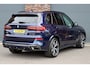 BMW X5 xDrive45e M-Sport High Executive | Luchtvering | M-Sportstoelen | Stoelventilatie | Memory | Sky Lounge | HUD | Harman/Kardon | Trekhaak | ACC | Surround Camera | Sfeerverlichting |