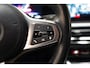 BMW i4 eDrive40 M-Sport shadow 84 kWh 3-Fase [ Leder Stoelverwarming Trekhaak Navi Sfeerverlichting Apple / Android ]