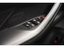 BMW i4 eDrive40 M-Sport shadow 84 kWh 3-Fase [ Leder Stoelverwarming Trekhaak Navi Sfeerverlichting Apple / Android ]