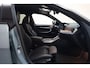 BMW i4 eDrive40 M-Sport shadow 84 kWh 3-Fase [ Leder Stoelverwarming Trekhaak Navi Sfeerverlichting Apple / Android ]