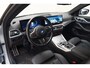 BMW i4 eDrive40 M-Sport shadow 84 kWh 3-Fase [ Leder Stoelverwarming Trekhaak Navi Sfeerverlichting Apple / Android ]
