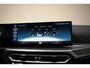 BMW i4 eDrive40 M-Sport shadow 84 kWh 3-Fase [ Leder Stoelverwarming Trekhaak Navi Sfeerverlichting Apple / Android ]