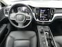 Volvo V60 2.0 B3 Momentum Business | TREKHAAK | ADAPTIVE CRUISE | STUUR+STOELVERWARMING | CAMERA | PARKEERSENSOREN V+A | NAVI | APPLE CARPLAY / ANDRIOD AUTO | LMV 17" | LEDER |