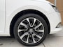 Skoda Fabia Combi 1.0 TSI Business Edition Trekhaak | Navigatiesysteem | Airconditioning | Multifunctioneel stuurwiel | Cruise control | Apple CarPlay/Android Auto | DAB ontvangst | Zwart optiek | Parkeersensoren achter