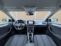 Volkswagen T-Roc 1.0 TSI Life Business Trekhaak | Stoelverwarming | Climate control | Cruise control adaptief | LED verlichting | DAB radioontvangst | Apple CarPlay/Android Auto | Achteruitrijcamera | Parkeersensoren voor en achter