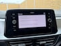 Volkswagen T-Roc 1.0 TSI Life Business Trekhaak | Stoelverwarming | Climate control | Cruise control adaptief | LED verlichting | DAB radioontvangst | Apple CarPlay/Android Auto | Achteruitrijcamera | Parkeersensoren voor en achter