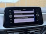 Volkswagen T-Roc 1.0 TSI Life Business Trekhaak | Stoelverwarming | Climate control | Cruise control adaptief | LED verlichting | DAB radioontvangst | Apple CarPlay/Android Auto | Achteruitrijcamera | Parkeersensoren voor en achter