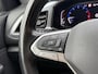 Volkswagen T-Roc 1.0 TSI Life Business Trekhaak | Stoelverwarming | Climate control | Cruise control adaptief | LED verlichting | DAB radioontvangst | Apple CarPlay/Android Auto | Achteruitrijcamera | Parkeersensoren voor en achter