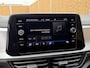 Volkswagen T-Roc 1.0 TSI Life Business Trekhaak | Stoelverwarming | Climate control | Cruise control adaptief | LED verlichting | DAB radioontvangst | Apple CarPlay/Android Auto | Achteruitrijcamera | Parkeersensoren voor en achter