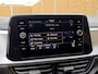 Volkswagen T-Roc 1.0 TSI Life Business Trekhaak | Stoelverwarming | Climate control | Cruise control adaptief | LED verlichting | DAB radioontvangst | Apple CarPlay/Android Auto | Achteruitrijcamera | Parkeersensoren voor en achter