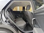 Volkswagen T-Roc 1.5 TSI Style Business Automaat | Climate control | Cruise control adaptief | Navigatiesysteem | Apple CarPlay/Android Auto | Rijstrooksensor | 17 inch velgen | Getint glas | Achteruitrijcamera | Parkeersensoren voor en achter
