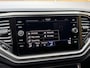 Volkswagen T-Roc 1.5 TSI Style Business Automaat | Climate control | Cruise control adaptief | Navigatiesysteem | Apple CarPlay/Android Auto | Rijstrooksensor | 17 inch velgen | Getint glas | Achteruitrijcamera | Parkeersensoren voor en achter