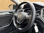Volkswagen T-Roc 1.5 TSI Style Business Automaat | Climate control | Cruise control adaptief | Navigatiesysteem | Apple CarPlay/Android Auto | Rijstrooksensor | 17 inch velgen | Getint glas | Achteruitrijcamera | Parkeersensoren voor en achter