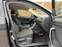 Volkswagen T-Roc 1.5 TSI Style Business Automaat | Climate control | Cruise control adaptief | Navigatiesysteem | Apple CarPlay/Android Auto | Rijstrooksensor | 17 inch velgen | Getint glas | Achteruitrijcamera | Parkeersensoren voor en achter