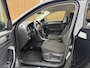 Volkswagen T-Roc 1.5 TSI Style Business Automaat | Climate control | Cruise control adaptief | Navigatiesysteem | Apple CarPlay/Android Auto | Rijstrooksensor | 17 inch velgen | Getint glas | Achteruitrijcamera | Parkeersensoren voor en achter
