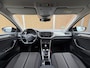 Volkswagen T-Roc 1.5 TSI Style Business Automaat | Climate control | Cruise control adaptief | Navigatiesysteem | Apple CarPlay/Android Auto | Rijstrooksensor | 17 inch velgen | Getint glas | Achteruitrijcamera | Parkeersensoren voor en achter