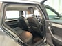 Skoda Octavia Combi 1.0 TSI Greentech Business Edition Leder-Stof Stoelverwarming Navigatie Parkeersensoren