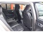 Volvo XC40 T4 Recharge Inscription | Stoelverwarming | Trekhaak | Leder | Panoramadak | Parkeercamera | Pilot Assist | Keyless