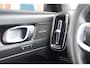 Volvo XC40 T5 Recharge Plus Bright | Stoelverwarming | Trekhaak | BLIS | Pilot Assist | Parkeercamera | H/K | Keyless