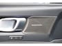 Volvo XC40 T5 Recharge Plus Bright | Stoelverwarming | Trekhaak | BLIS | Pilot Assist | Parkeercamera | H/K | Keyless