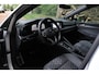 Volkswagen Golf 1.5 eTSI R-Line ACC KEYLESS