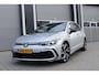 Volkswagen Golf 1.5 eTSI R-Line ACC KEYLESS