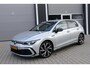 Volkswagen Golf 1.5 eTSI R-Line ACC KEYLESS