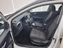 Kia Stonic 1.0 T-GDI DYNAMICLINE I APPLE CARPLAY I P-CAMERA I NAVIGATIE I CRUISE CONTROL