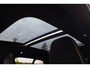 Volvo XC40 T4 Recharge Black Edition| Stoelverwarming | Trekhaak | Parkeercamera | Panoramadak | H/K | Glossy Black | Keyless