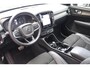Volvo XC40 T4 Recharge Black Edition| Stoelverwarming | Trekhaak | Parkeercamera | Panoramadak | H/K | Glossy Black | Keyless