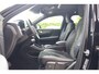 Volvo XC40 T4 Recharge Black Edition| Stoelverwarming | Trekhaak | Parkeercamera | Panoramadak | H/K | Glossy Black | Keyless