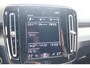 Volvo XC40 T4 Recharge Black Edition| Stoelverwarming | Trekhaak | Parkeercamera | Panoramadak | H/K | Glossy Black | Keyless