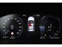 Volvo XC40 T4 Recharge Black Edition| Stoelverwarming | Trekhaak | Parkeercamera | Panoramadak | H/K | Glossy Black | Keyless
