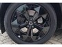Volvo XC40 T4 Recharge Black Edition| Stoelverwarming | Trekhaak | Parkeercamera | Panoramadak | H/K | Glossy Black | Keyless
