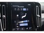 Volvo XC40 T4 Recharge Black Edition| Stoelverwarming | Trekhaak | Parkeercamera | Panoramadak | H/K | Glossy Black | Keyless