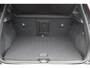 Volvo XC40 T4 Recharge Black Edition| Stoelverwarming | Trekhaak | Parkeercamera | Panoramadak | H/K | Glossy Black | Keyless