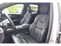 Volvo XC60 T6 Recharge AWD R-Design | Stoelverwarming | Trekhaak | Panoramadak | Leder | Pilot Assist | BLIS | Keyless
