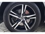 Volvo XC60 T6 Recharge AWD R-Design | Stoelverwarming | Trekhaak | Panoramadak | Leder | Pilot Assist | BLIS | Keyless