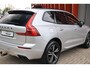 Volvo XC60 T6 Recharge AWD R-Design | Stoelverwarming | Trekhaak | Panoramadak | Leder | Pilot Assist | BLIS | Keyless