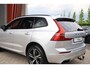 Volvo XC60 T6 Recharge AWD R-Design | Stoelverwarming | Trekhaak | Panoramadak | Leder | Pilot Assist | BLIS | Keyless