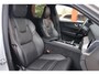 Volvo XC60 T6 Recharge AWD R-Design | Stoelverwarming | Trekhaak | Panoramadak | Leder | Pilot Assist | BLIS | Keyless